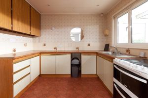Kitchen- click for photo gallery